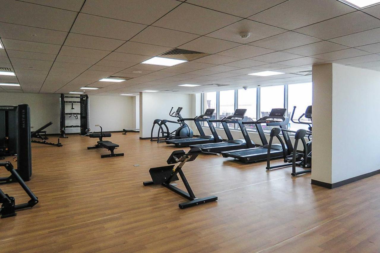 Oyo 860 Studio Apartment, Maya Tower 4, Jumeirah Village Triangle Dubai Buitenkant foto